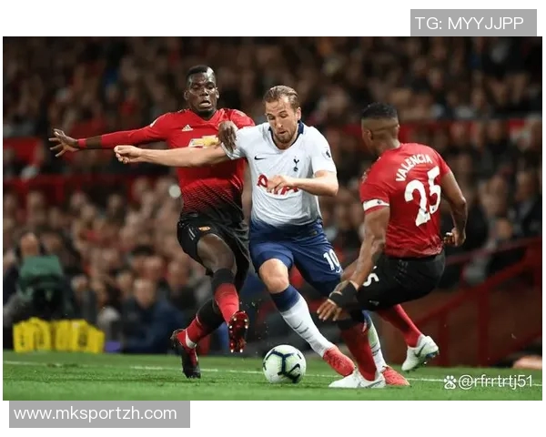 英超焦点战曼联与热刺互交白卷门将神勇表现引发全场热议