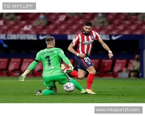 中超赛场惊现冷门里昂逆转马竞红牌事件引发全场热议