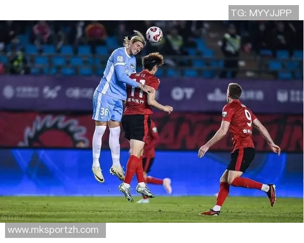 中超精彩对决多特蒙德凭帽子戏法战胜切尔西战术解析引发热议