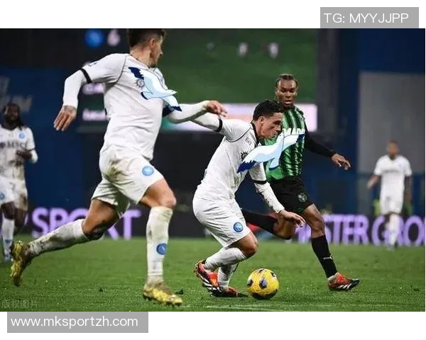 国王杯激战：那不勒斯与多特蒙德握手言和引发转会热议