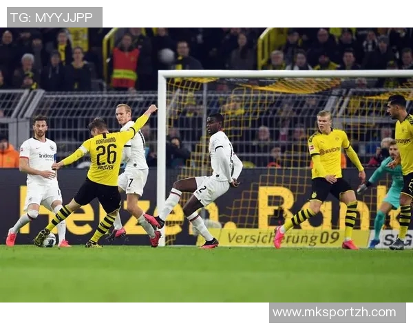 德甲惊天逆转多特蒙德4-3战胜巴黎圣日耳曼引发全场震撼